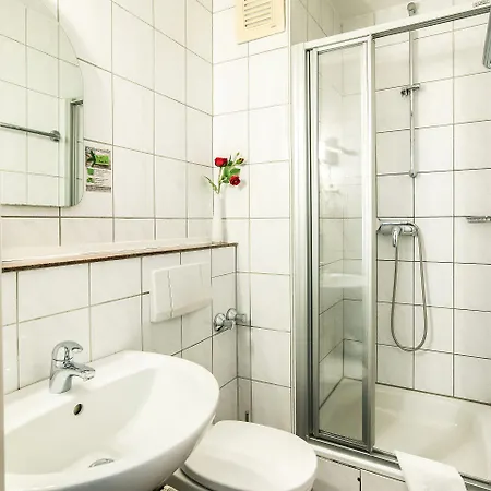 Domblick Garni Hotel 3*