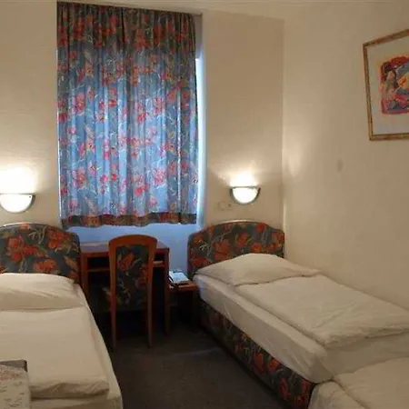 Domblick Garni Otel
