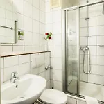 Domblick Garni Otel Köln