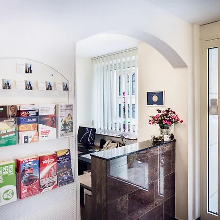 Domblick Garni Köln