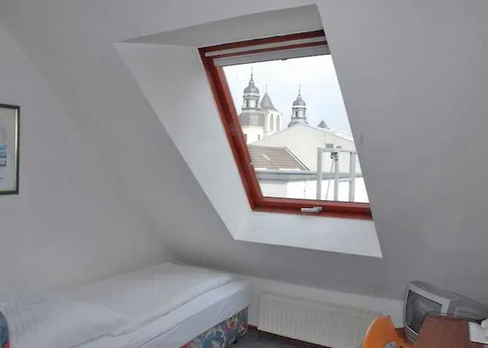 Domblick Garni Hotel