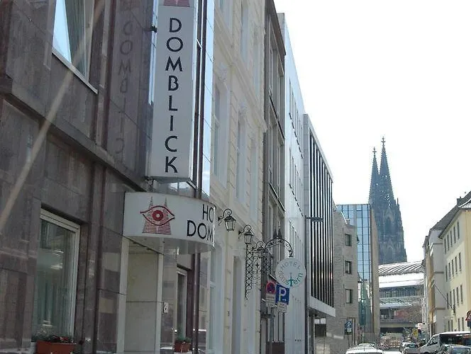 Domblick Garni Hotel 3*