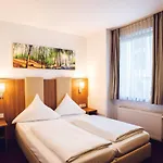 Domblick Garni 3* Kolín nad Rýnem