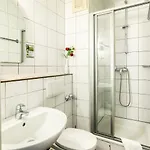 Domblick Garni Hotel 3*