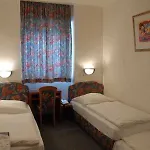 Domblick Garni Hotel