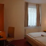 Domblick Garni 3* Kolín nad Rýnem