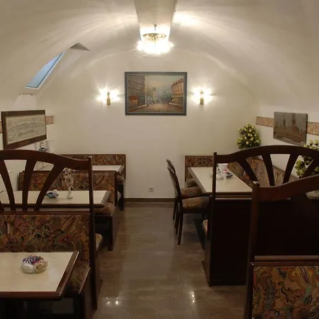 Domblick Garni 3* Colonia