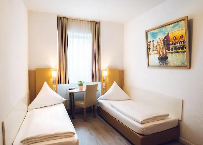 Domblick Garni Hotel 3*