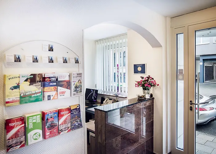 Domblick Garni Cologne